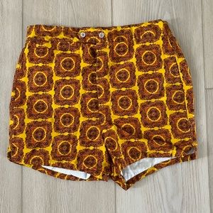 Vintage 60s Men's Floral Pattern Shorts Size Small